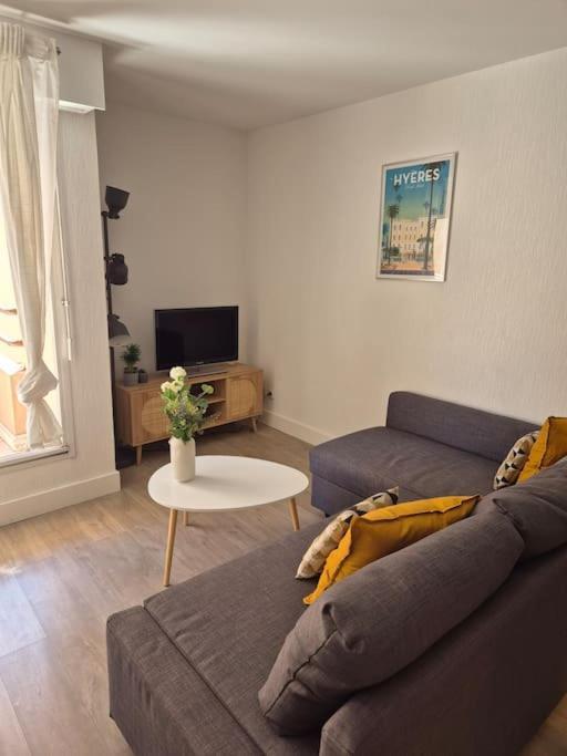 Appartement T2 - Hyeres Gare Luaran gambar