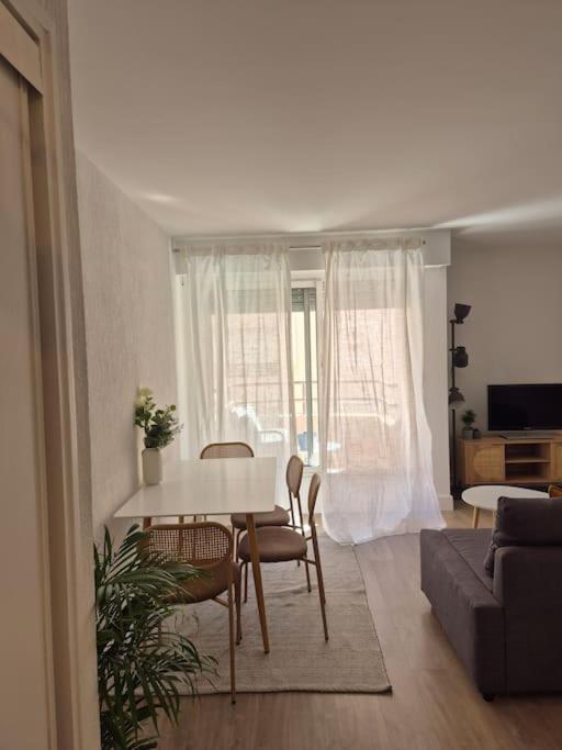 Appartement T2 - Hyeres Gare Luaran gambar